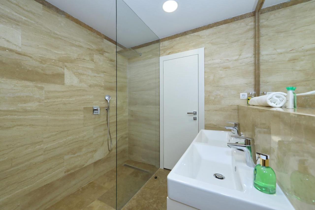 Penthouse Diem - Private Pool With Sea View Zadar Exterior photo